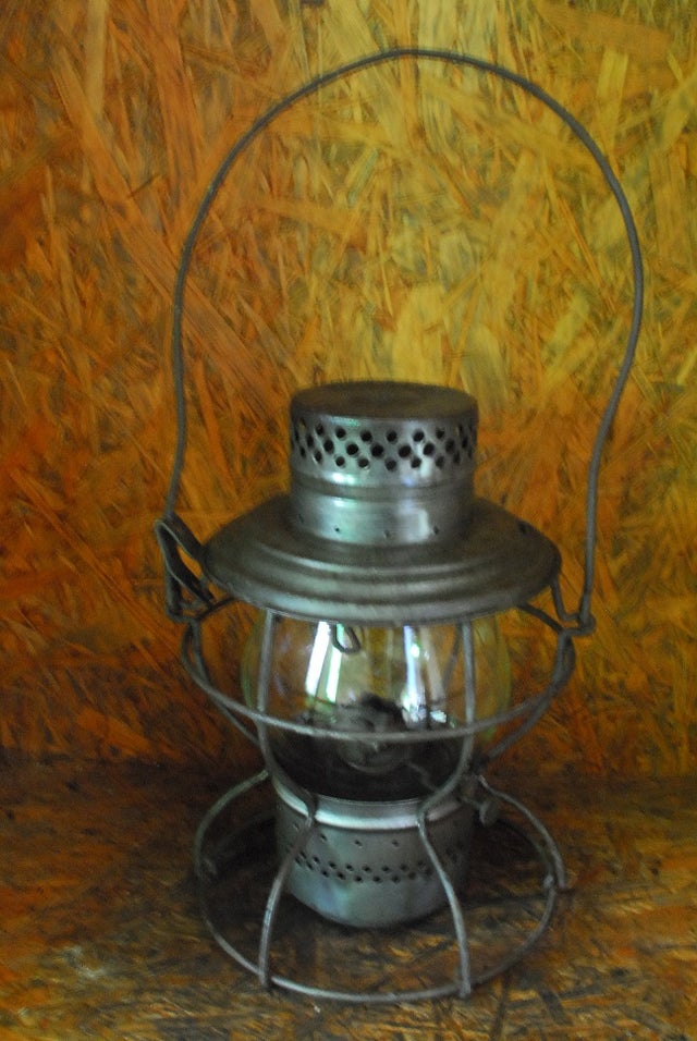 ビンテージランタン　HANDLAN Vintage Handlan St. Louis Lantern Red Glass Globe, Handlan